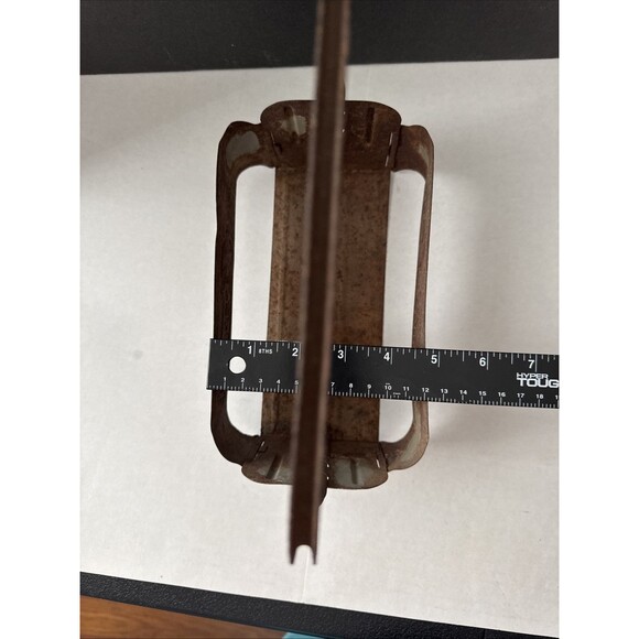 Vintage Pepsi Cola Metal Bottle Carrier Old Collectible Weathered Memorabilia - Picture 11 of 12